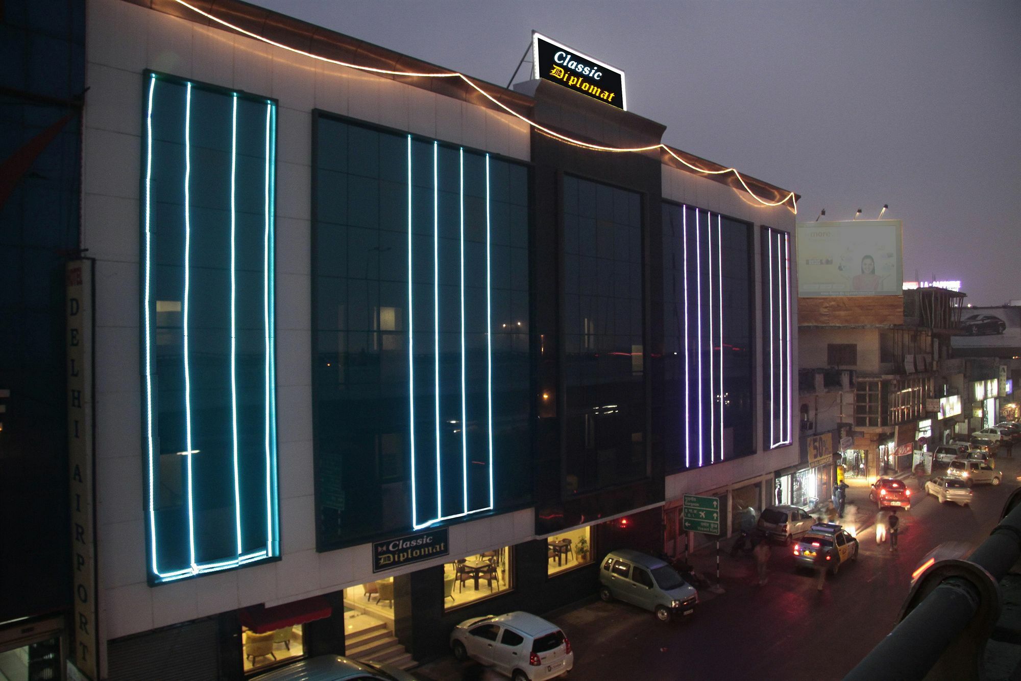 Hotel Classic Diplomat Nueva Delhi Exterior foto